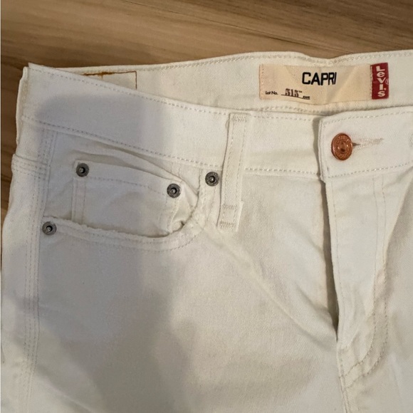 Levi's White Straight Leg Jeans with Embroidery - Picture 5 of 10